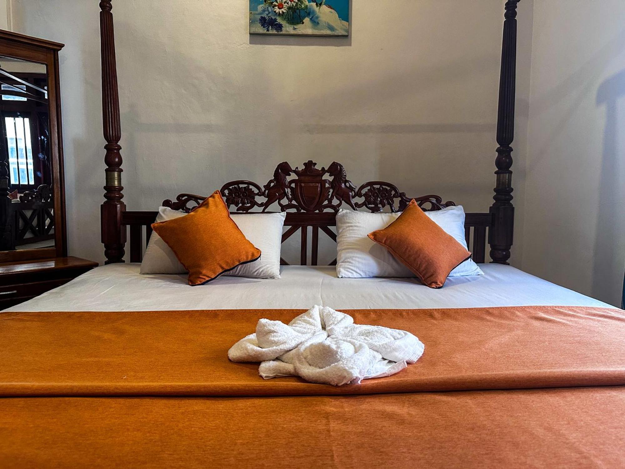 New Panda House Hotel Galle Room photo